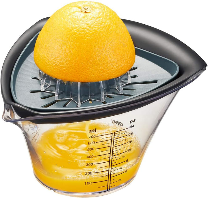 GEFU Granatapfelentkerner & Zitruspresse FRUTI – 2-in-1 Entkerner & Entsafter | Mit Sieb, Messbecher