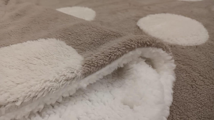 Plaid oder Decke aus sehr weicher Mikrofaser, schottisches Design, Rückseite Lammfell, in allen Grös