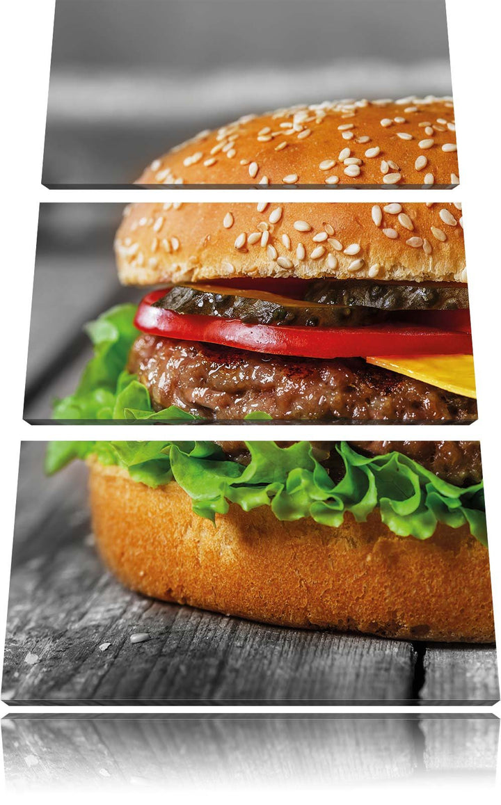 Pixxprint appetitlicher Cheeseburger als Leinwandbild/Grösse: 3 Teilig (120x80) cm/Wandbild/Kunstdru