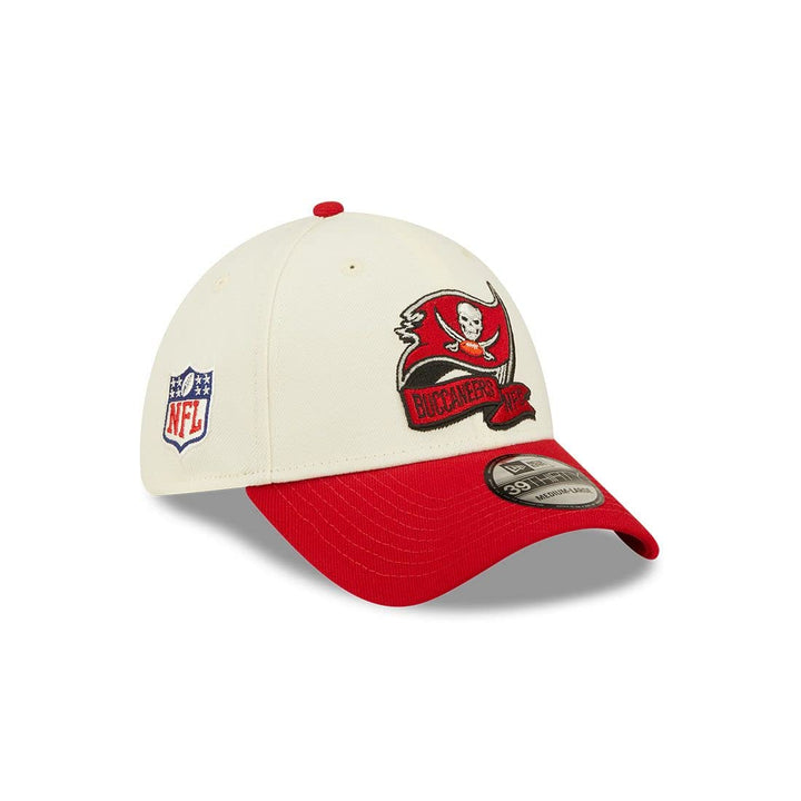 New Era NFL 2022-2023 Sideline 39Thirty Stretch Cap NFL Fankappe alle Teams in Chrome Weiss und Team