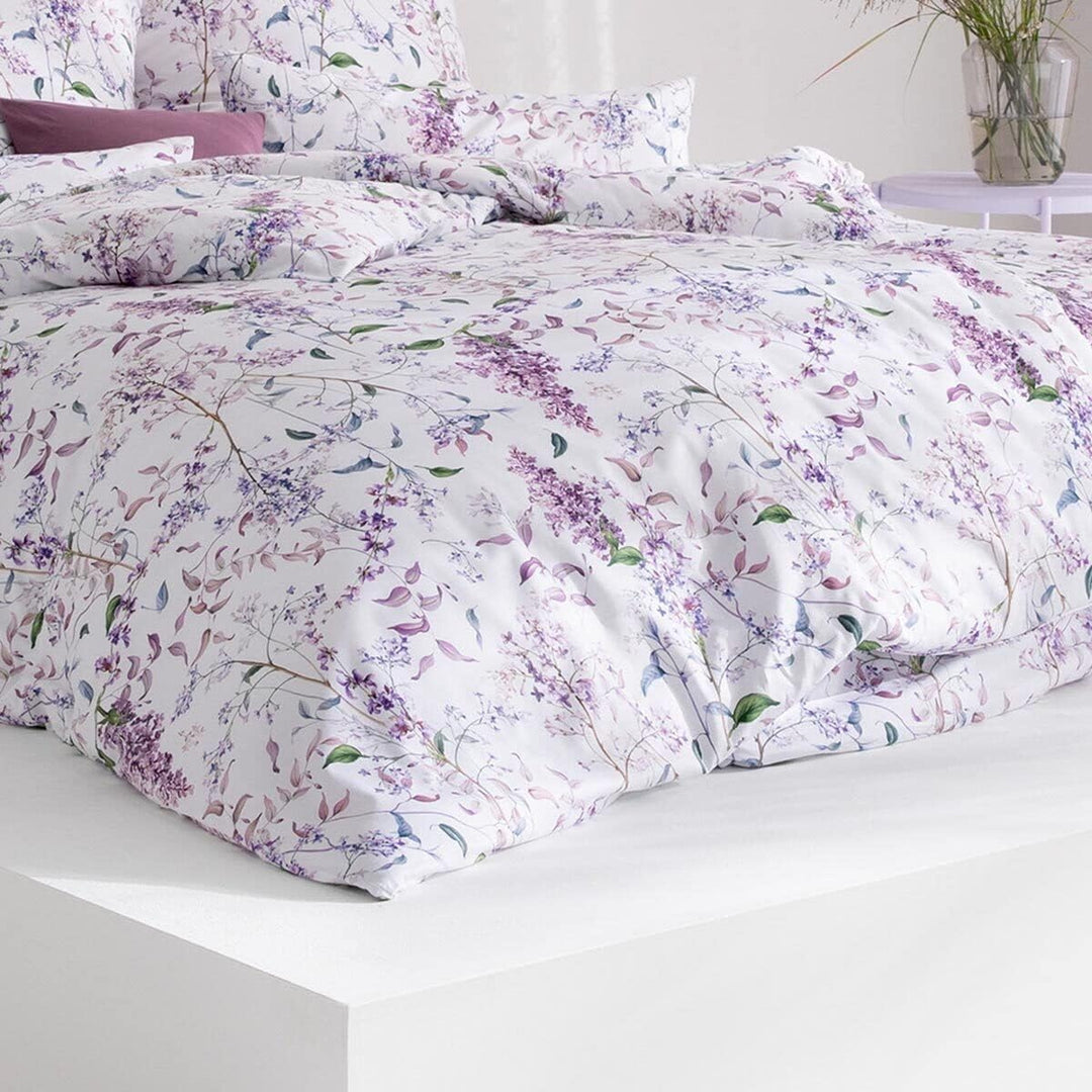 ESTELLA Atelier Mako-Satin Bettwäsche Sybille Farbe Lilac Grösse 135x200 + 80x80 + 40x80