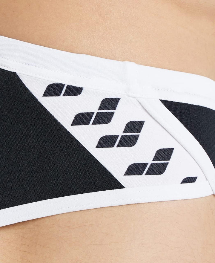 ARENA Herren Men's Icons Swim Briefs Solid Badehosen Slip (1er Pack), 48 Black-white