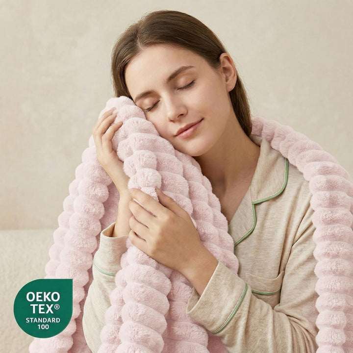 WAVVE Kuscheldecke Flauschig Decke - 150x200cm - Rosa - Weiche Flanell Fleecedecke, Sofadecke & Couc