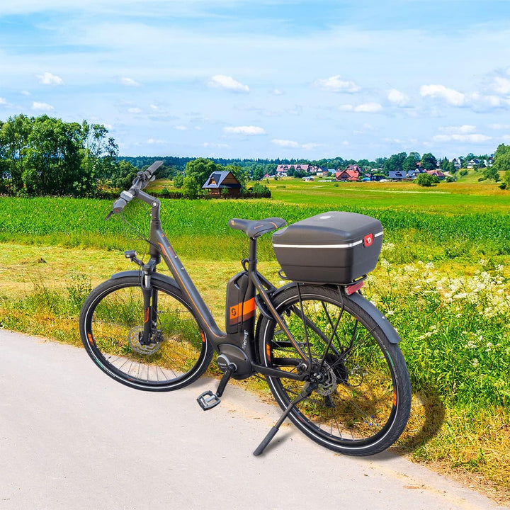 Westmark Fahrrad-Set: 1 Radkoffer für alle Gepäckträger + 2 Trinkflaschen je 0,55 Liter, Kunststoff/