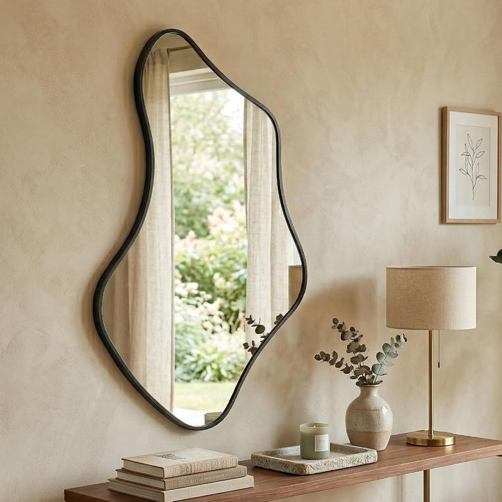 Unregelmässiger Wavy Wandspiegel mit Metallrahmen &amp; Gehärtetem Sicherheitsglas für Badezimmer, Schla