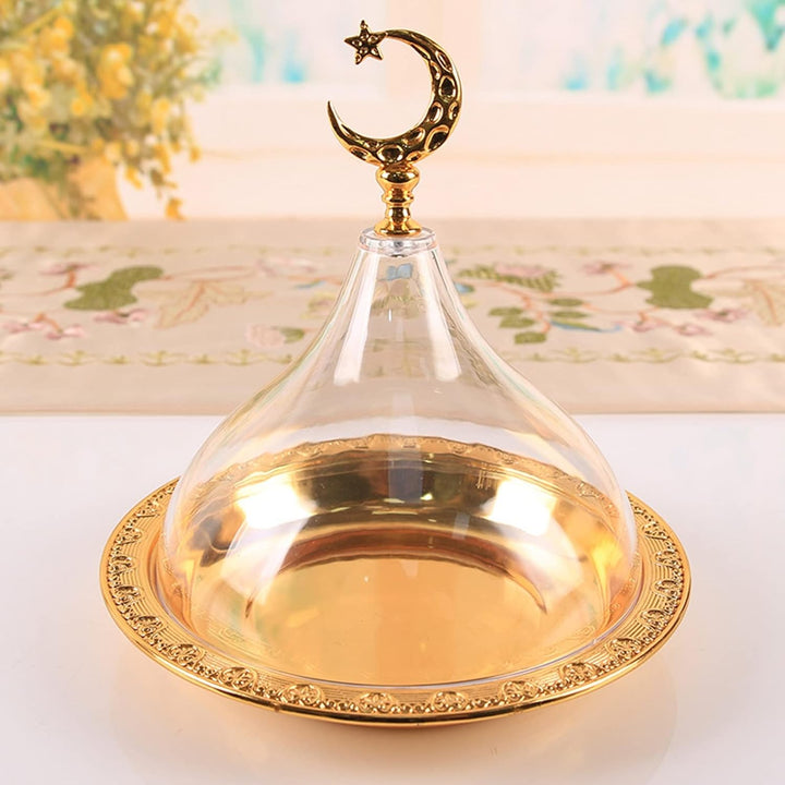 Servierteller aus Edelstahl mit Goldenem Prägemuster und Acryl mit Kuppel, Rustikaler Metallsockel,