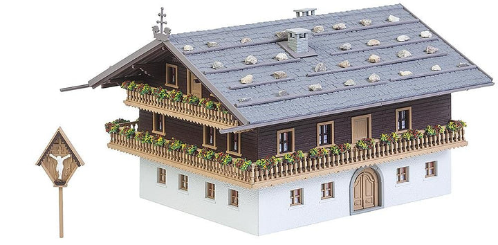 Faller FA 130554 - Alpenhof, Zubehör für die Modelleisenbahn, Modellbau, 179 x 156 x 115 mm