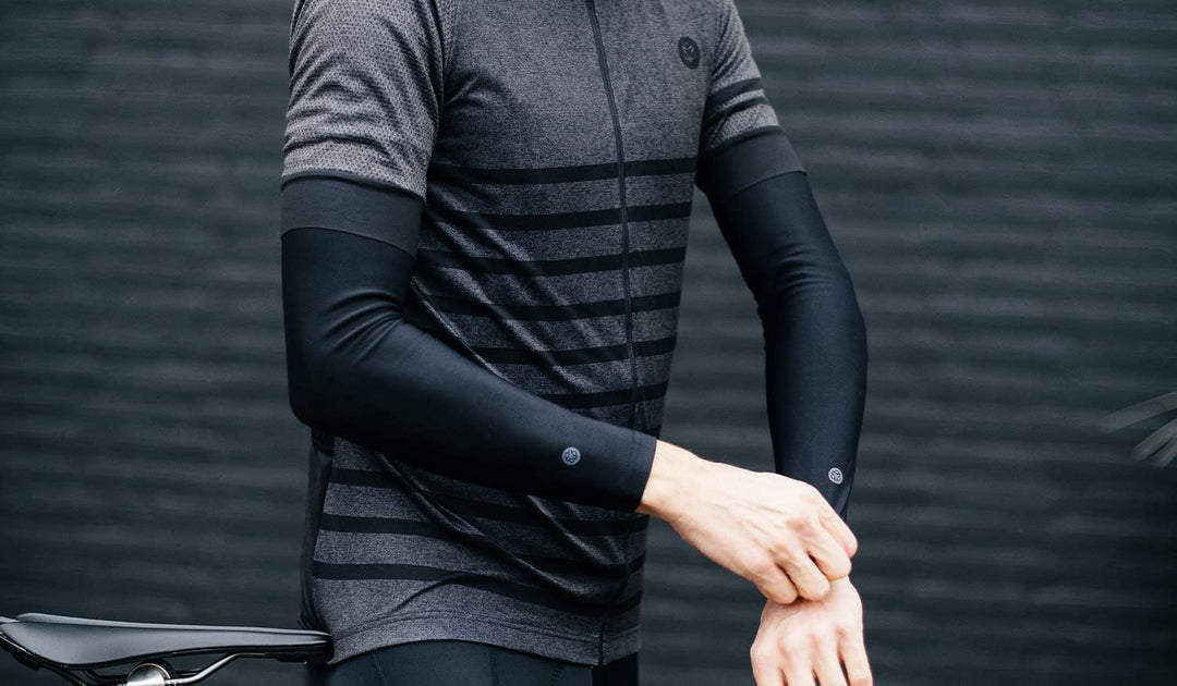 AGU Unisex Manicotti in Microfibra Nero Manicotti in Microfibra Nero (1er Pack) Einheitsgrösse NERO,