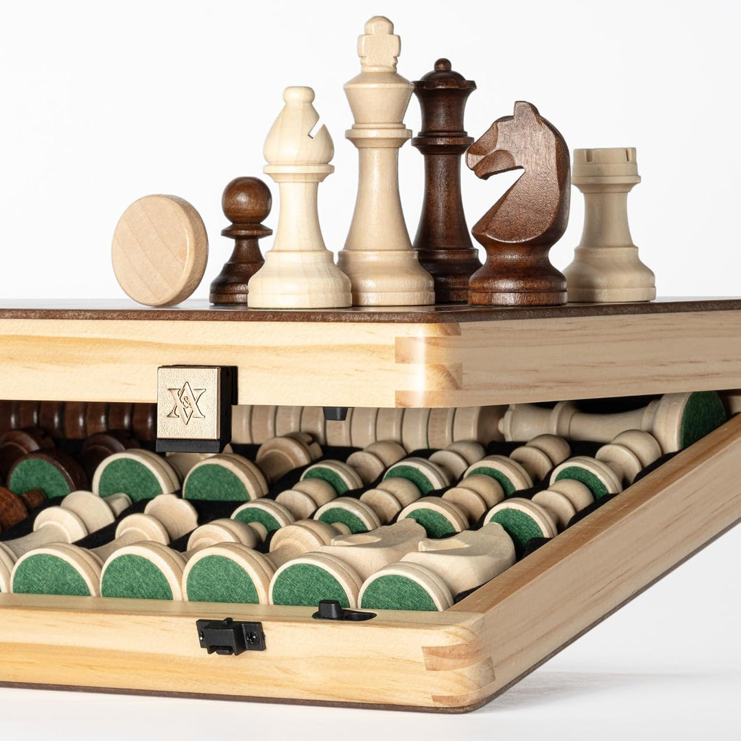 A&amp;A Magnetic Wooden Chess Set, 38.1 cm, Folding Board, 7.6 cm, King Height German Knight Staunton Ch