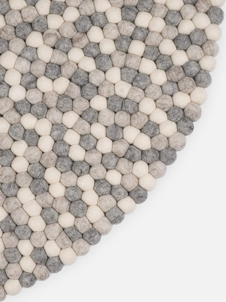 myfelt Hella Filzkugelteppich — Ø 50 cm, ideal für Schlaf-, Wohn-, Kinderzimmer, Flur & Bad 50cm Ø W