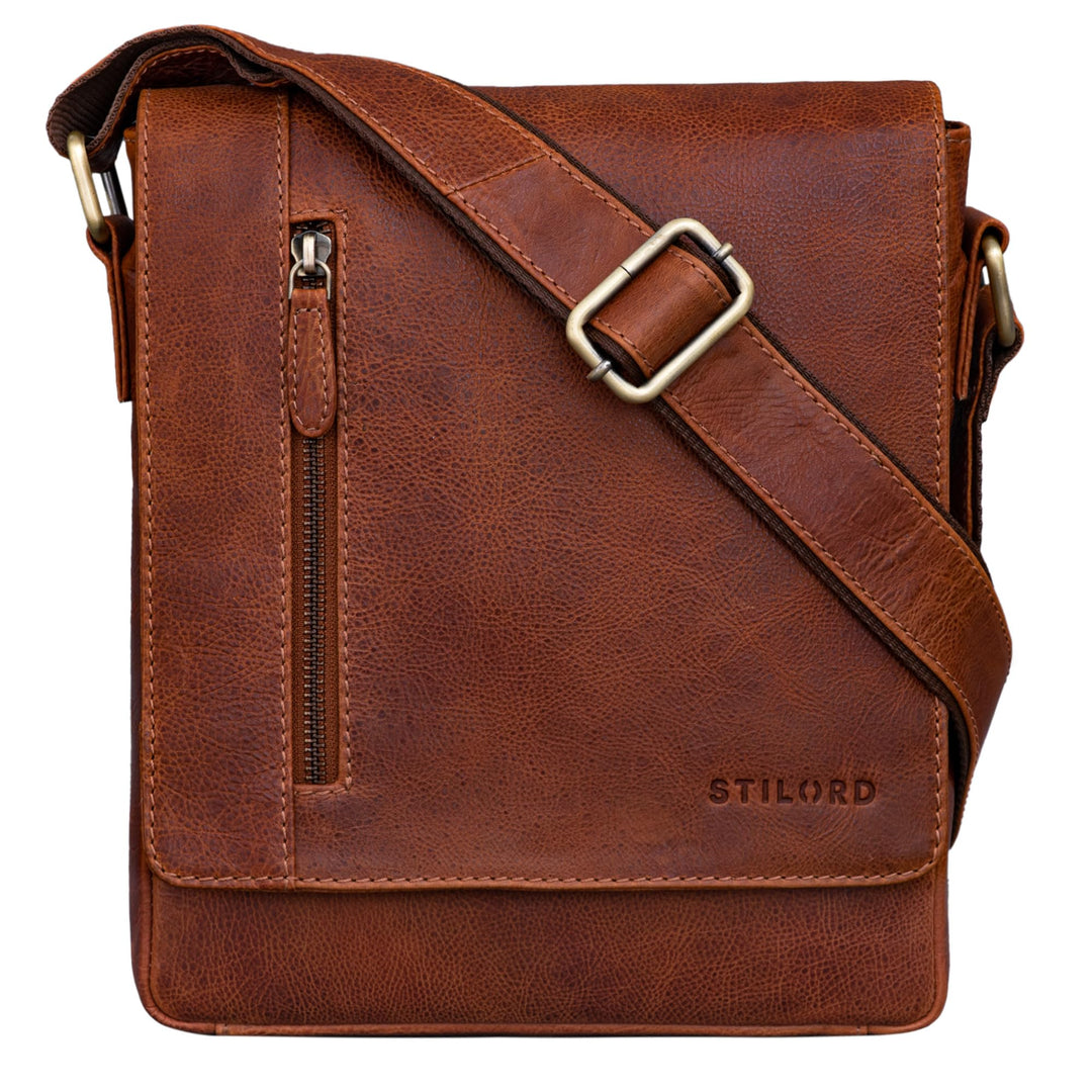 STILORD 'Easton' Kleine Messenger Bag Echt Leder Vintage Umhängetasche im Hochformat 10,1 Zoll Table