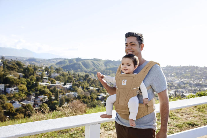 Ergobaby Alta Hip Seat Babytrage mit Babyhüftsitz für Babys und Kleinkinder ab 4 Monaten (5,5 kg - 2