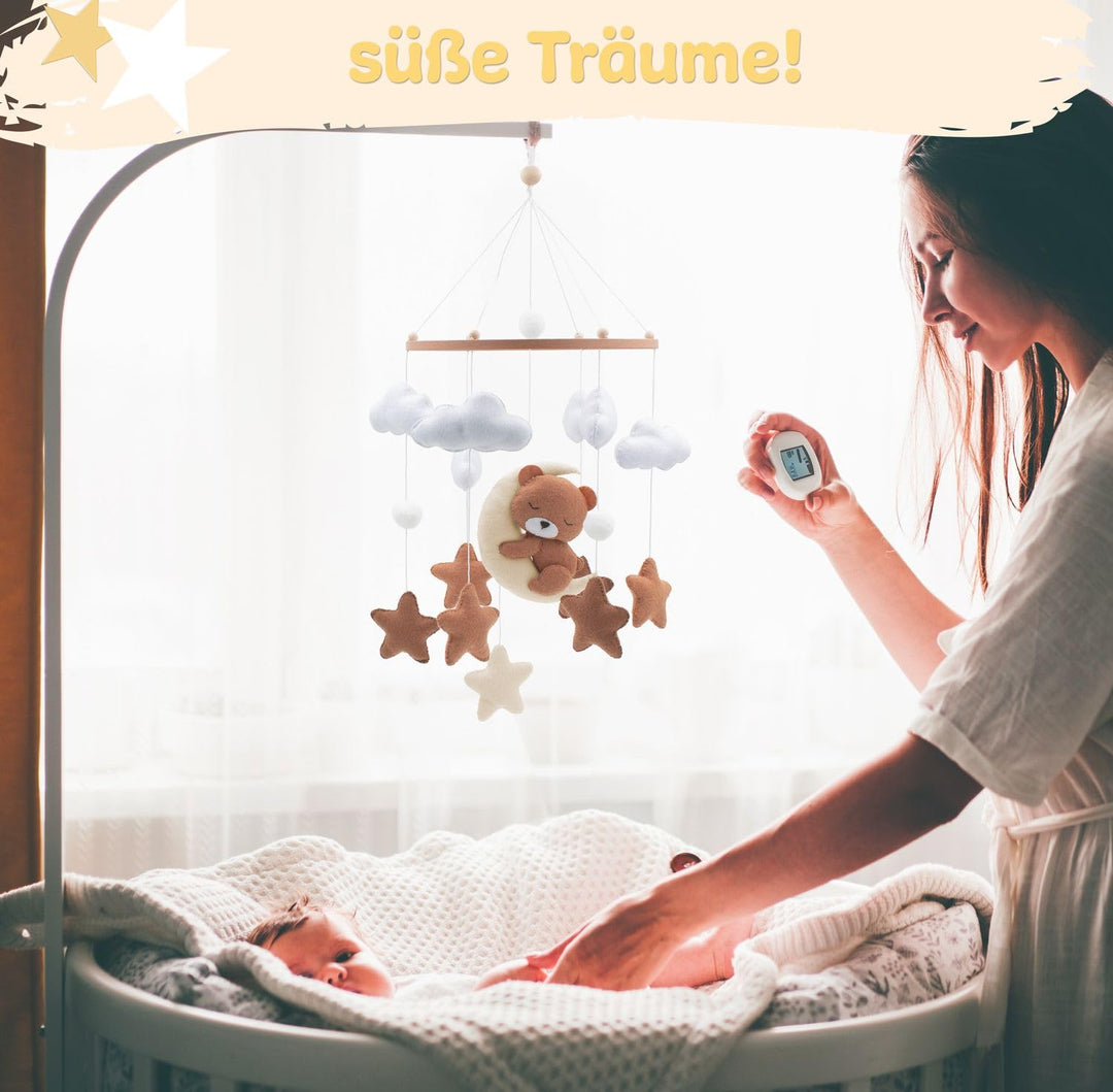 Baby mobile schlummernder Bär – Baby Mobiles mit Holzring und süssen Tierchen – Perfektes Mobile für