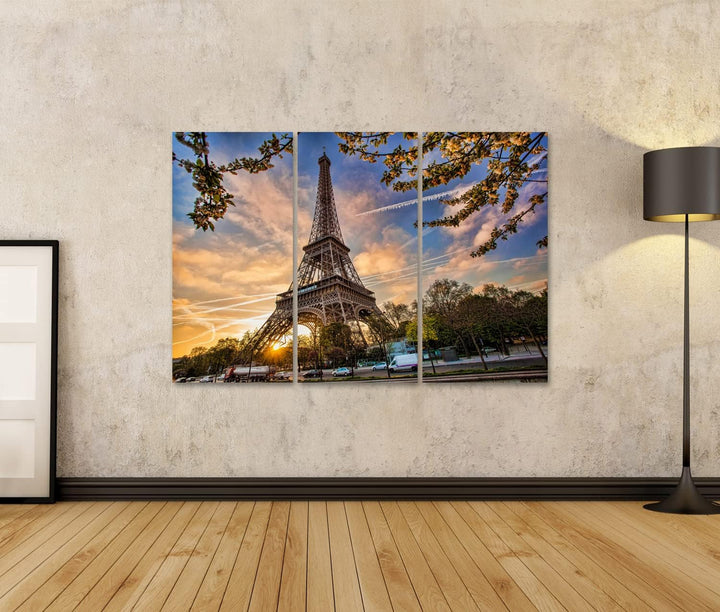 islandburner Bild auf Leinwand Eiffelturm Mit Baum Frühling In Paris Frankreich Sonnenuntergang Bild