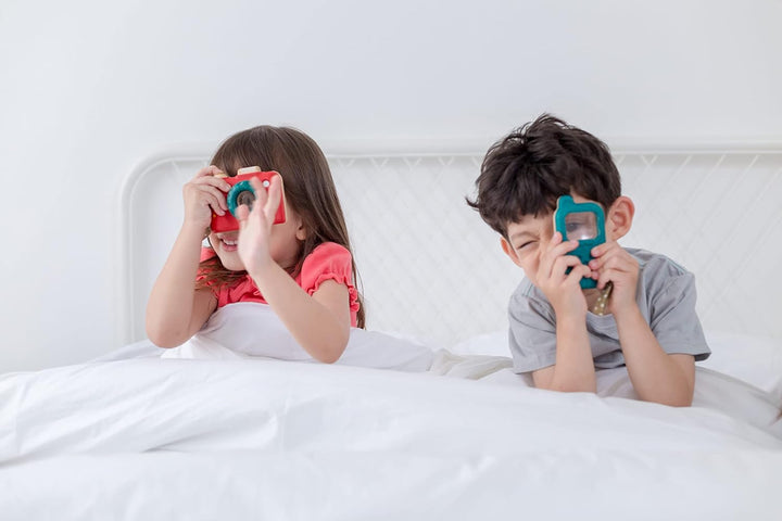 PlanToys Mein erstes Handy - Kinder Handy aus Holz - Kindertelefon mit Lupenbildschirm - mit Handsch