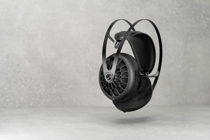 MEZE Audio 105 AER Kabelgebundene Over-Ear-Kopfhörer, leicht, Audiophile offene Rückseite, 50 mm dyn