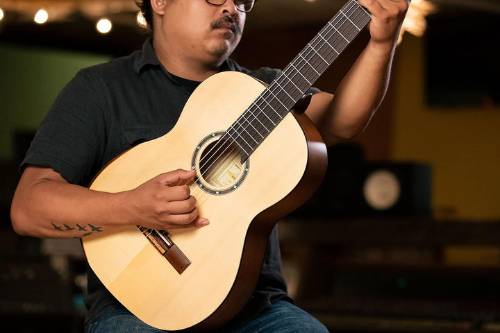 ORTEGA Family Series Pro Akustikgitarre 6 String DeLuxe - semi gloss finish (R55DLX)