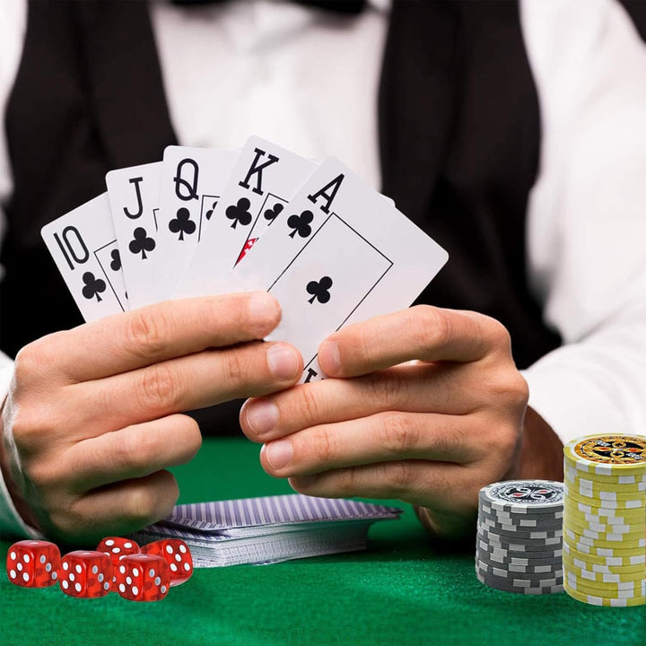 AufuN Pokerkoffer 500 Chips Laser Pokerchips 12 Gramm Metallkern, inkl. 2X Pokerdecks, 5X Würfel, De