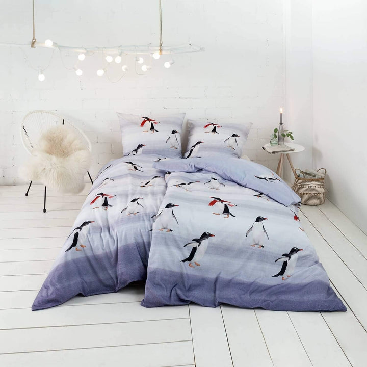 ESTELLA Kuschelflanell Bettwäsche Pingu Silber 1 Bettbezug 200 x 220 cm + 2 Kissenbezüge 80 x 80 cm,