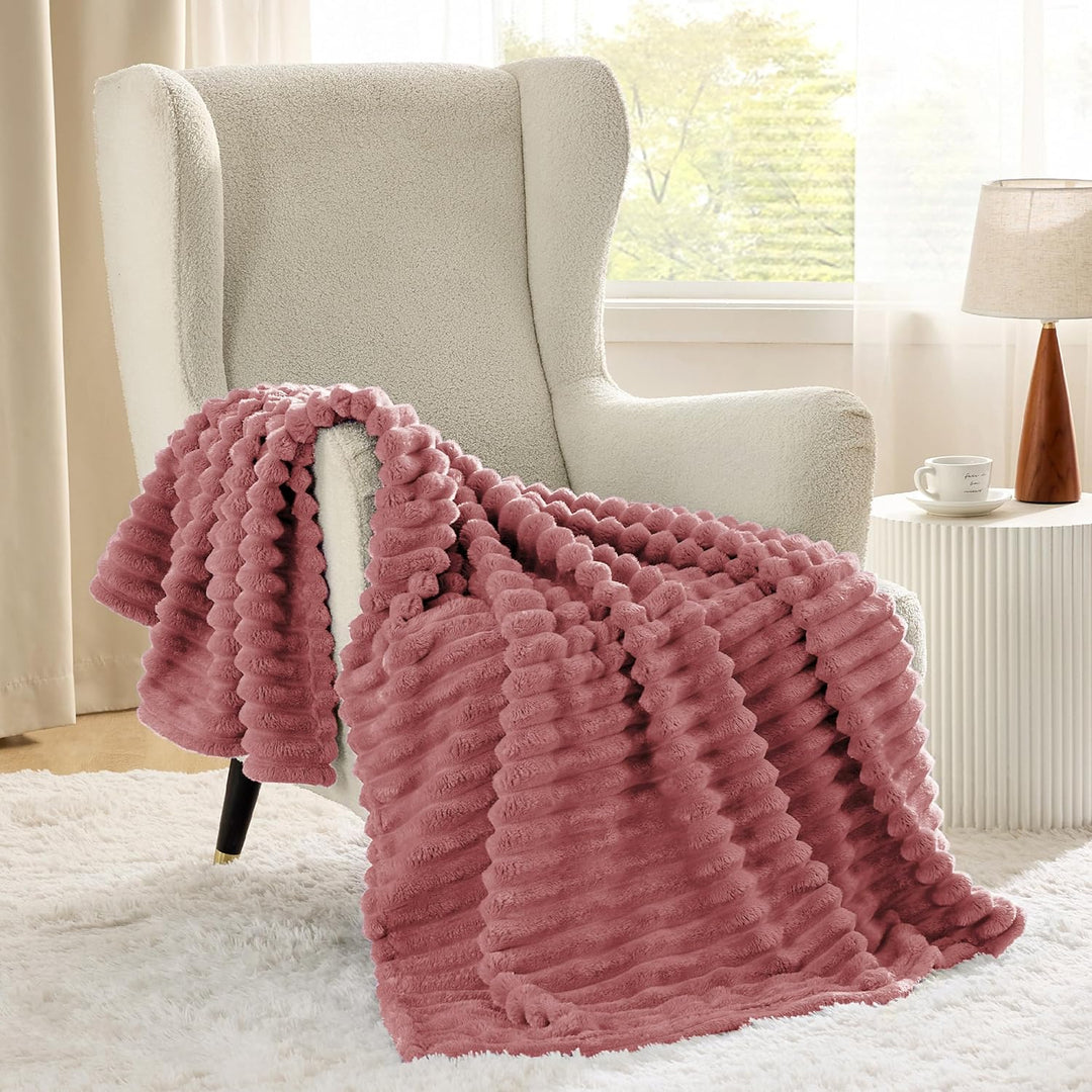 BEDSURE Kuscheldecke für Zimmer Deko - Wolldecke & Fleecedecke, Sofadecke, Weiche Warme Grobe Kordde