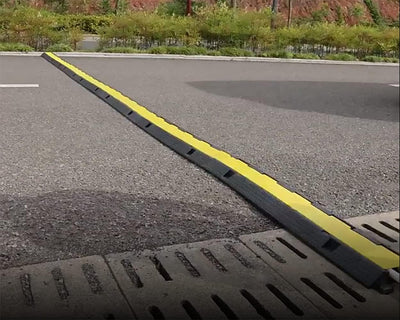 uyoyous 2-Kanal Boden Kabelbrücke, Kabelbrücke Überfahrschutz, Kabelkanal Brücke Rampe Protector aus