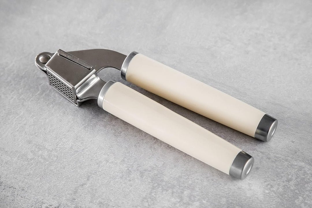 KitchenAid Knoblauchpresse, Edelstahlpresse ist spülmaschinenfest – Almond Creme Mandelcreme, Mandel