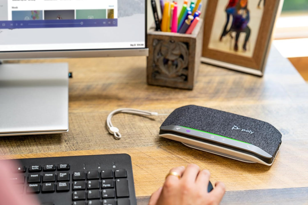 Poly Sync 20 Persönlicher, tragbarer Smart-Konferenzlautsprecher (Plantronics), USB-C, bis 20 Std Ak