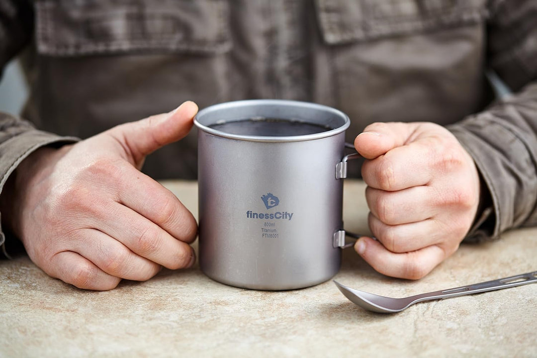 finessCity Camping Becher ohne Deckel, Strong, Lightweight Camping Becher mit Messmarkierungen, Tita