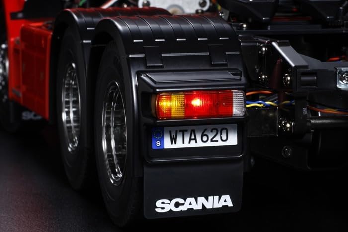 TAMIYA TMYTAM56323 300056323 - Scania R620 Highline,ferngesteuerte 3Achs LKW Zugmaschine, 1:14, Baus