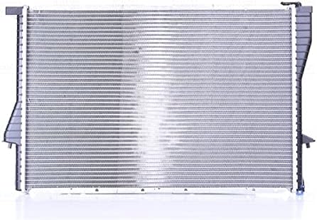 Nissens 60648A Kühler, Motorkühlung