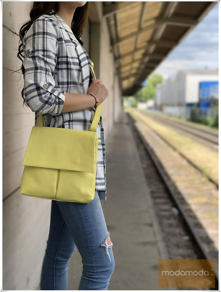 modamoda de - T63 - ital Umhängetasche Schultertasche Nappaleder Dunkelrot, Dunkelrot