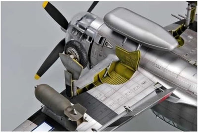 Trumpeter 02262 Modellbausatz P-47D Razorback Fighter, Mittel