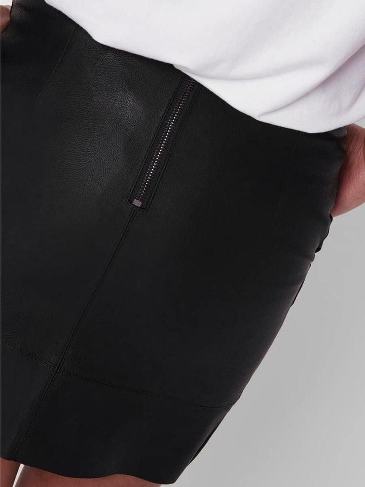 ONLY Damen Onljulie Fauxsuede Bonded Skirt OTW Noos Rock 36 Schwarz, 36 Schwarz