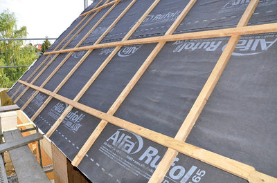 Alfa 75 m² diffusionsoffene Unterspannbahn, Unterdeckbahn in schwarz, 165 g/m² UDB-A mit Selbstklebe