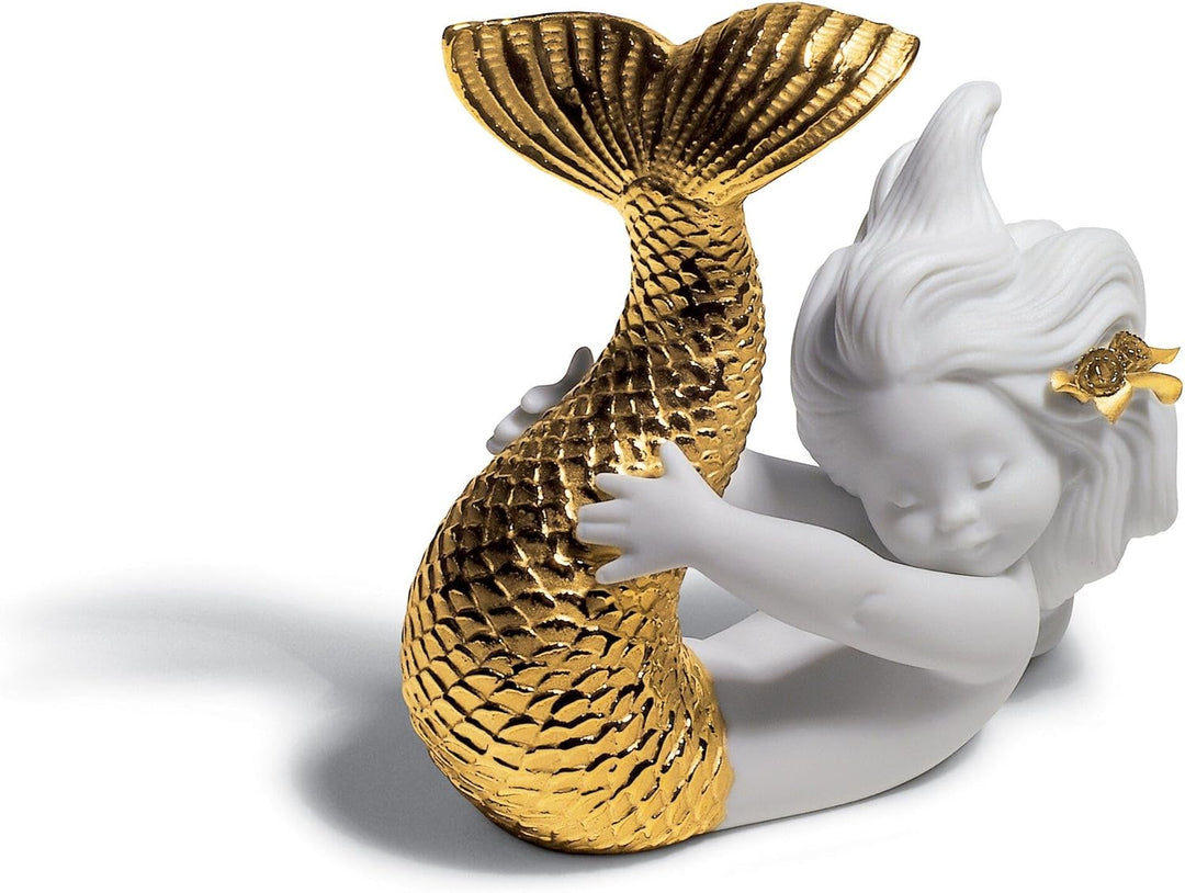 LLADRÓ Meerjungfrau-Figur Spielen Am Meer. Gold. Meerjungfrau. Porzellan.