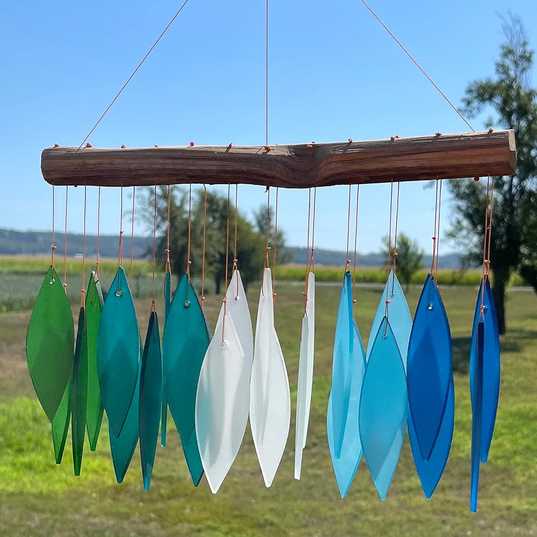 Blue Handworks Windspiel aus Glas und Treibholz, handgestrahltes Glas und Fundholz, handgefertigt, K