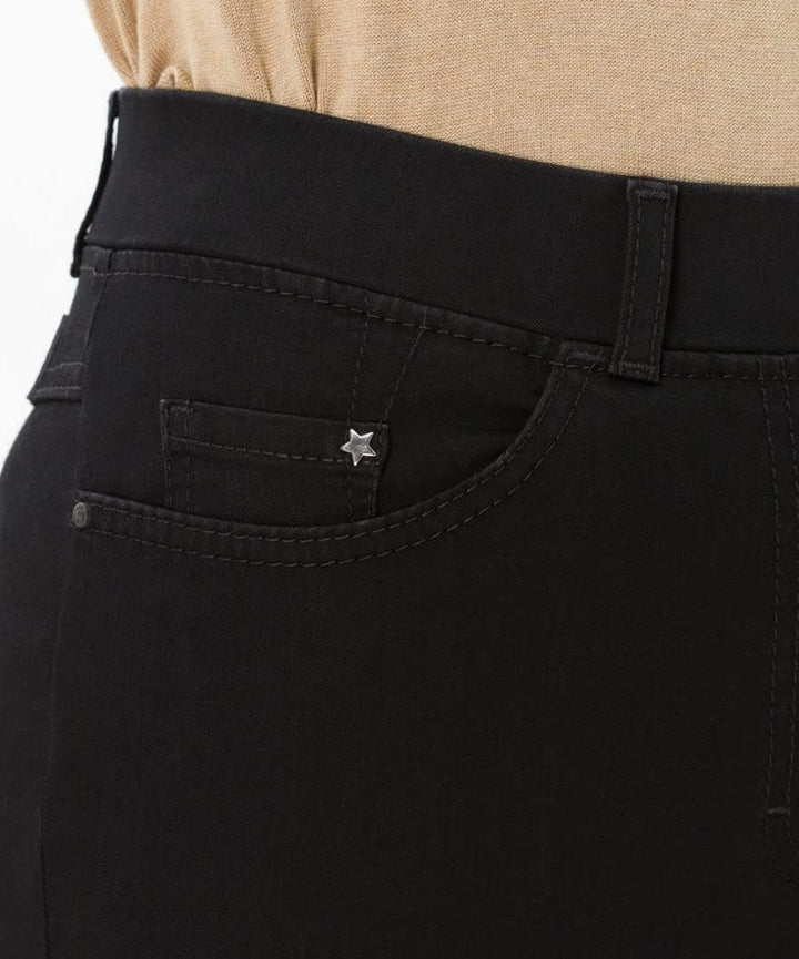 Raphaela by Brax Damen Jeans Style Lavina Rundum Schlupf Denim Super Slim 38 Schwarz, 38 Schwarz