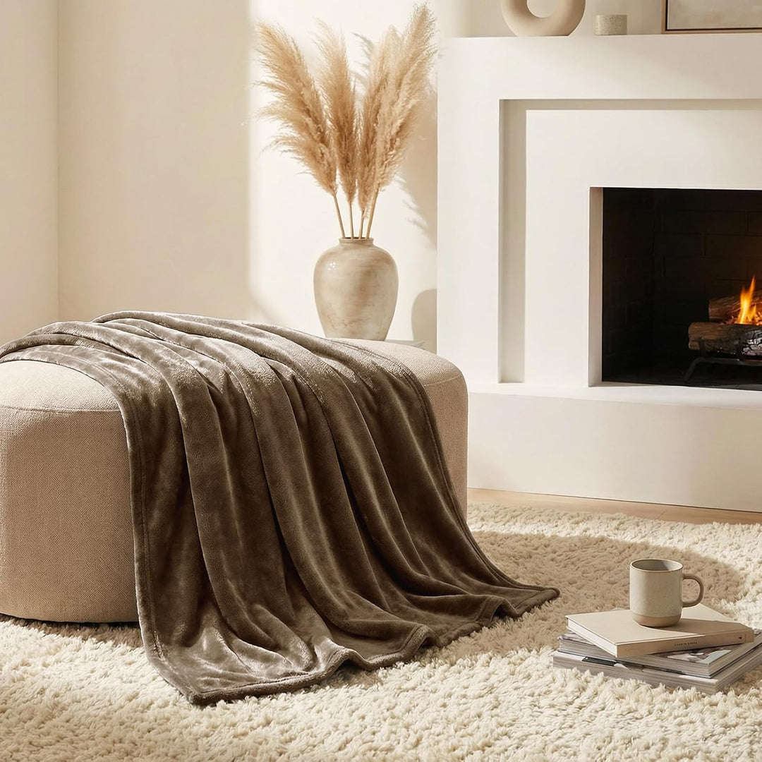 CozyLux Kuscheldecke Flauschig Decke Sofa 130x150 cm für 4 Jahreszeiten - Weich/Warm/Leicht Sofadeck