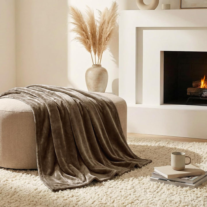 CozyLux Kuscheldecke Flauschig Decke Sofa 130x150 cm für 4 Jahreszeiten - Weich/Warm/Leicht Sofadeck