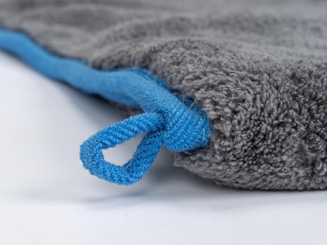 TrendPet Dryko Hundehandtuch Badetuch mit Armeinschüben super saugfähig 90x50cm