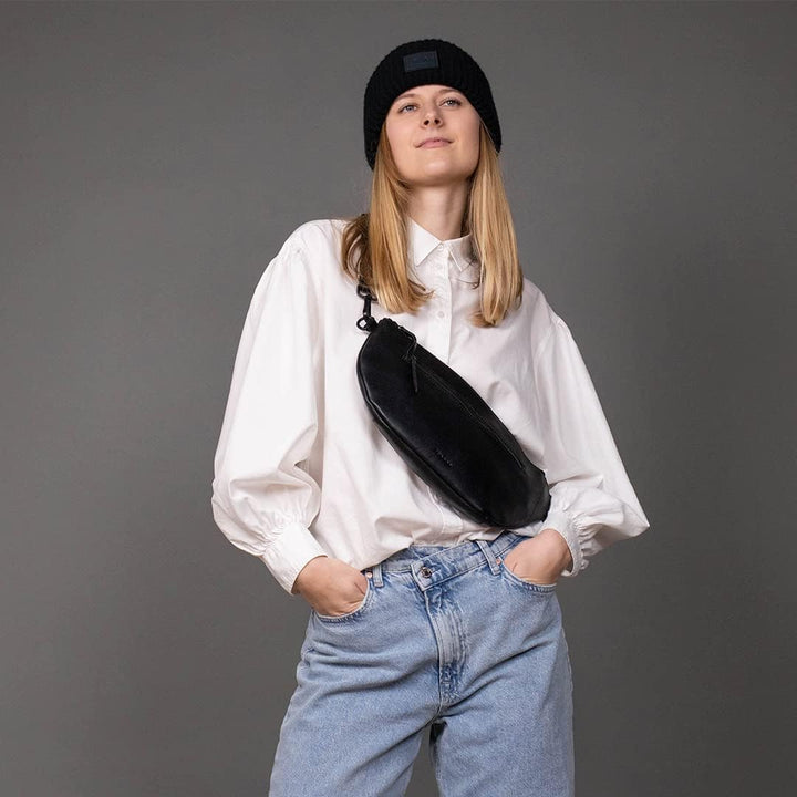 FEYNSINN Berlin Hüfttasche NORI aus Premium Leder I Body Bag für Herren und Damen I Festival Tasche