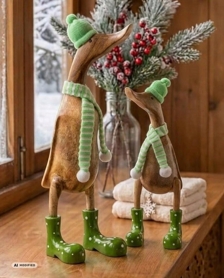Kinaree Deko Ente Holz mit Schal - handbemalte Bambus Laufente, Dekofigur Holzfigur für Wohnzimmer,
