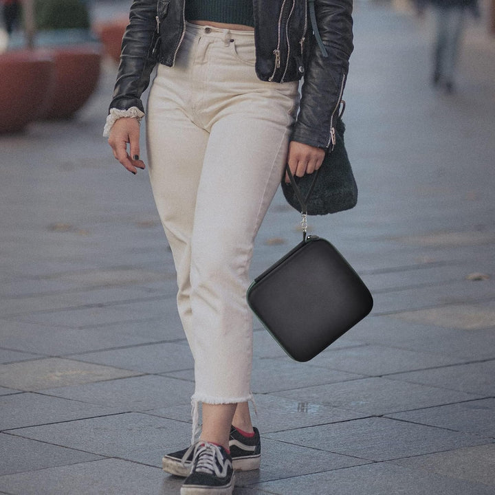 Tasche für Bosch Home and Garden Akku Reinigungsbürste UniversalBrush. Tragetasche für Reinigungsauf