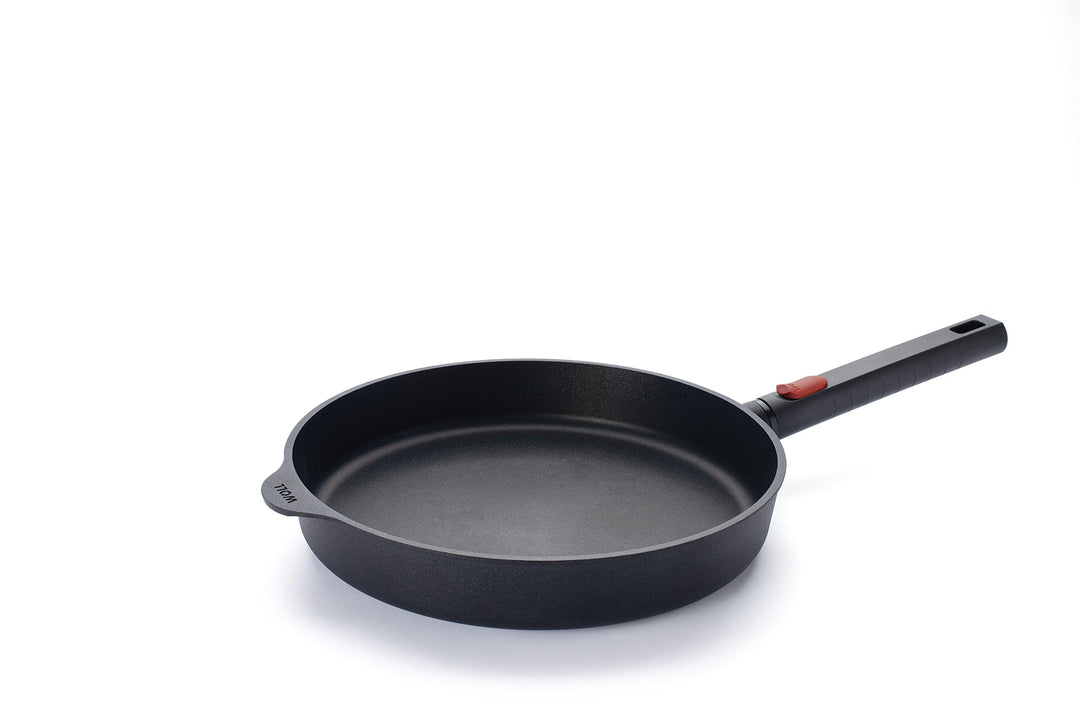 Woll Diamond Logic XR Flachpfanne - Induktiv -, Ø 28 cm, 5 cm hoch, mit abnehmbarem Stiel - Geeignet