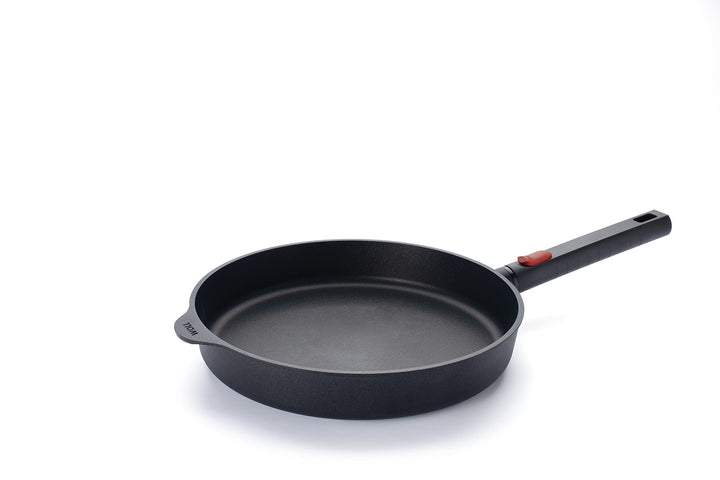 Woll Diamond Logic XR Flachpfanne - Induktiv -, Ø 28 cm, 5 cm hoch, mit abnehmbarem Stiel - Geeignet
