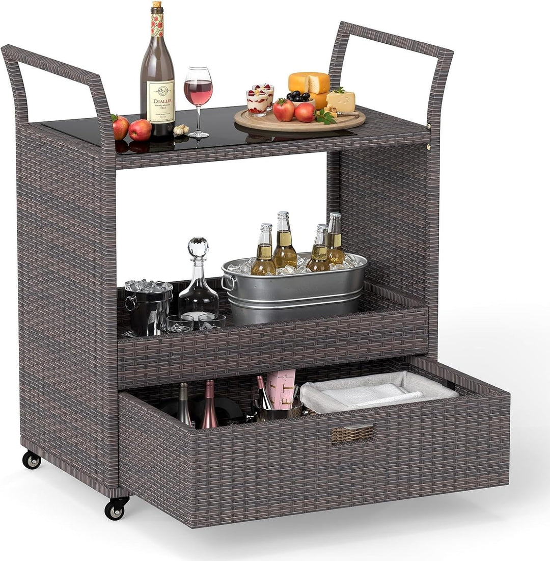 COSTWAY Grillwagen Outdoor, Rattan Servierwagen mit gehärteter Glasplatte, offenes Ablagefach & Schu
