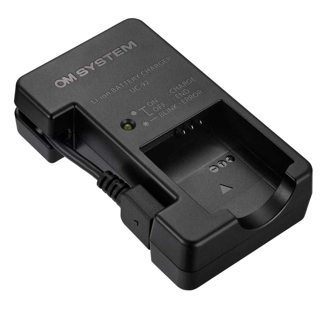 OM System UC-92 Ladegerät für LI-90B/LI-92B Akkus – Kompatibel mit TG-7, Olympus TG-6, DS-9500, USB-