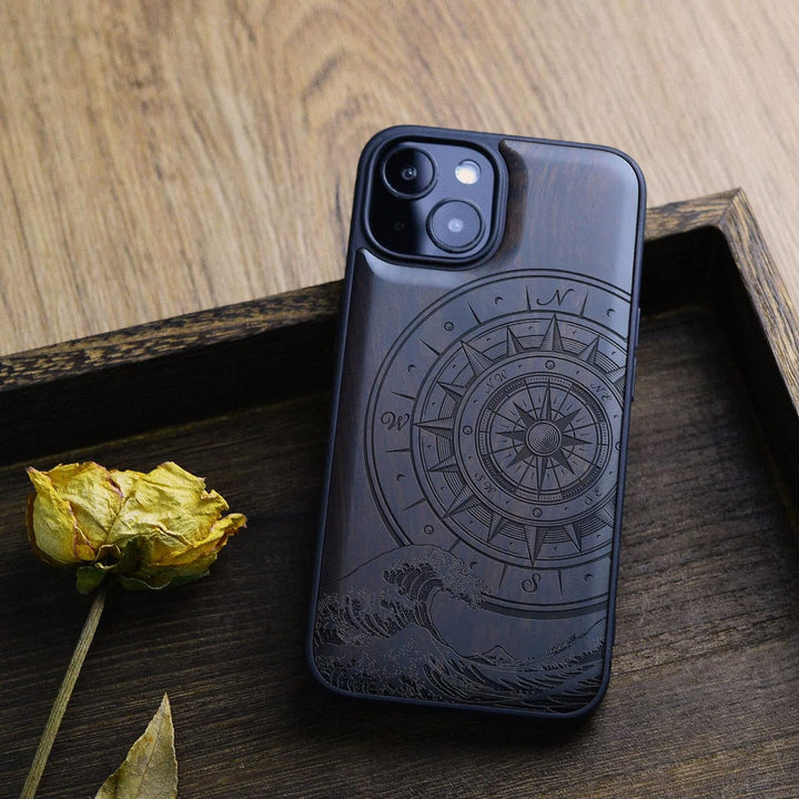 Carveit Magnetisch Hülle für iPhone 13 Mini [Elegante Schwarzholz] [Weich TPU Stossstange] Stossfest