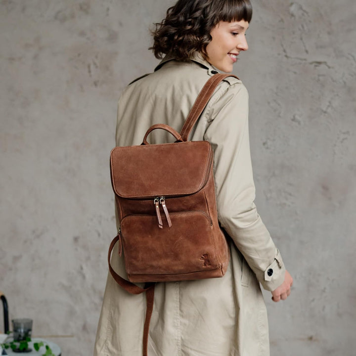 Berliner Bags Vintage Rucksack Sydney, Kleiner Tagesrucksack aus Leder, Cityrucksack für Damen - Bra