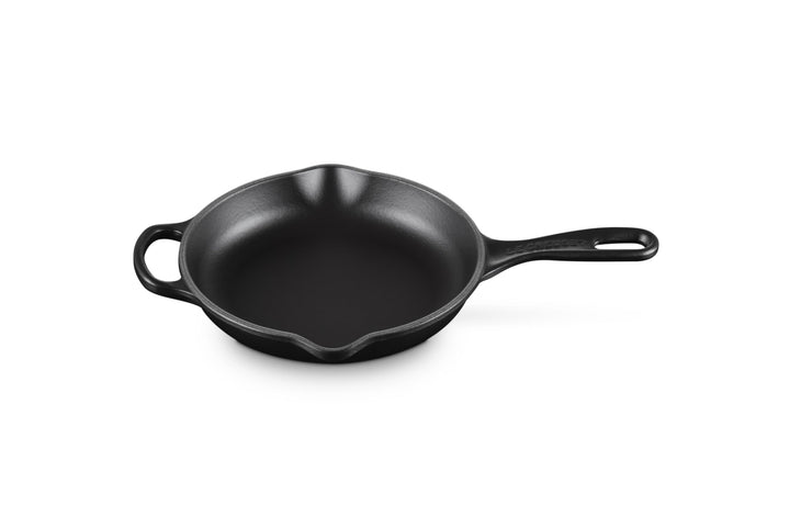 Le Creuset Signature Gusseisen Brat- und Servierpfanne, Rund, Ø 20 cm, Für alle Herdarten inkl. Indu